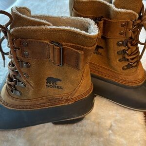 Nwt. Waterproof Sorel winter boots